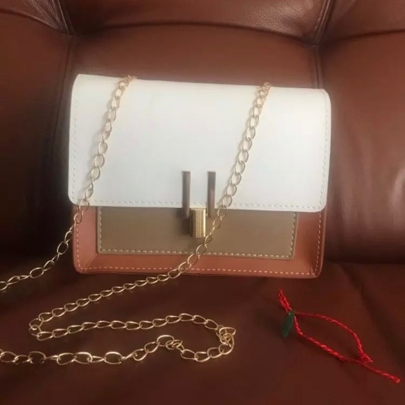 Neutral multi-toned Crossbody Purse - Picture 3 of 7